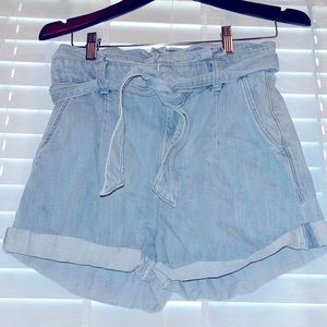 Express Women’s High Waisted Paper Bag Denim Jean Shorts with Sash Tie, Size 4